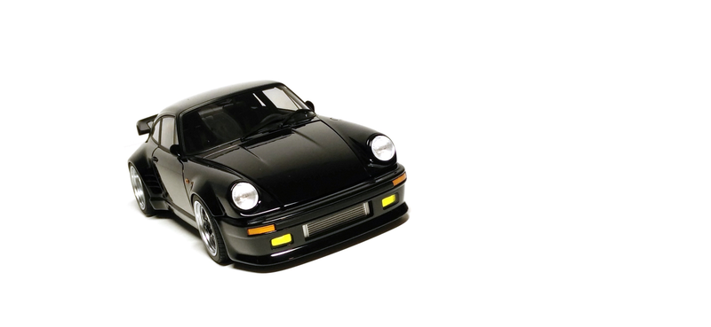 Illustration for article titled Porsche 930 Turbo "Blackbird", by AUTOart